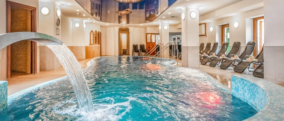 Kastlyhotel Sasvr Pardsasvr