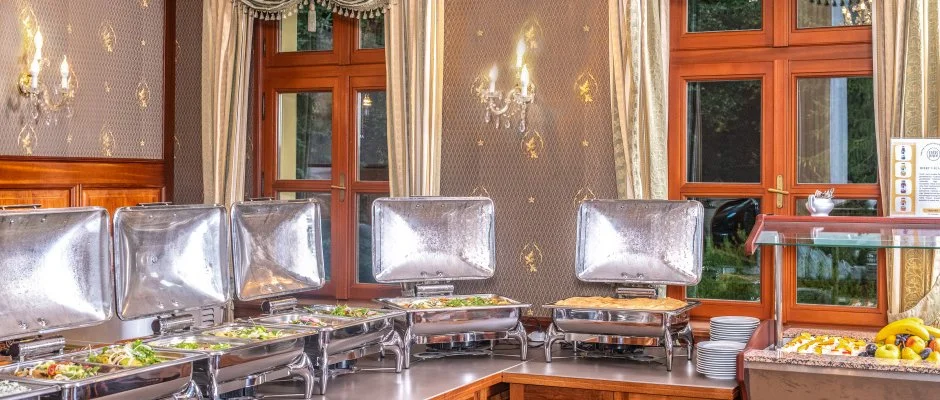 Kastlyhotel Sasvr Pardsasvr