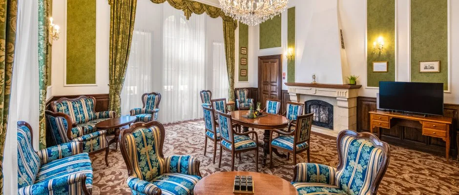 Kastlyhotel Sasvr Pardsasvr