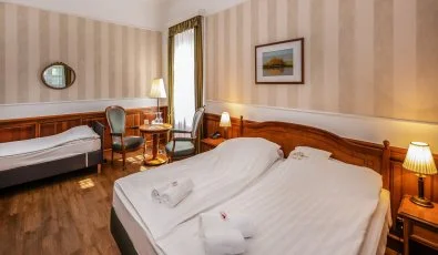 Kastlyhotel Sasvr Pardsasvr