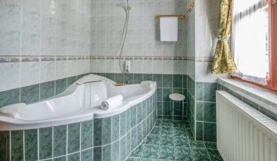 Kastlyhotel Sasvr Pardsasvr