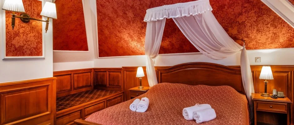 Kastlyhotel Sasvr Pardsasvr