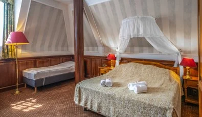 Kastlyhotel Sasvr Pardsasvr