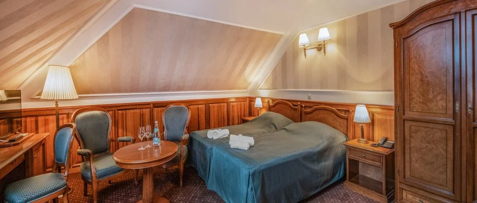 Kastlyhotel Sasvr Pardsasvr