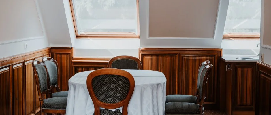 Kastlyhotel Sasvr Pardsasvr