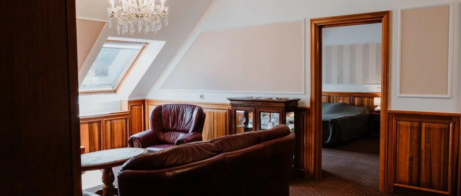 Kastlyhotel Sasvr Pardsasvr