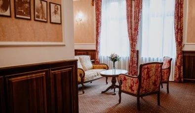 Kastlyhotel Sasvr Pardsasvr