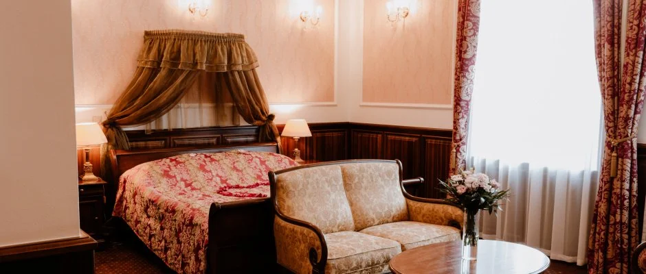 Kastlyhotel Sasvr Pardsasvr