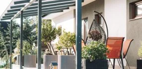 Kat�ng Vend�gh�z - Napi �rak