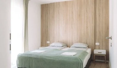 Kat�ng Vend�gh�z Tardos