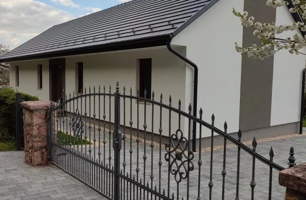 Kat�ng Vend�gh�z Tardos