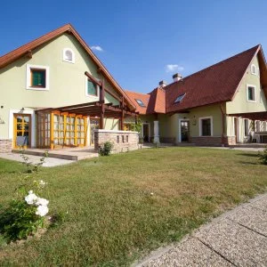 Kehida Termál Resort & Spa Kehidakustány - Pihenés apartmanházban, fürdőbelépővel (1 éjtől)
