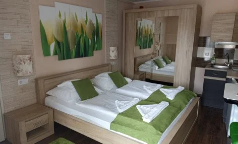 Kék Laguna Wellness Apartmanok Egerszalók - Két ünnep között