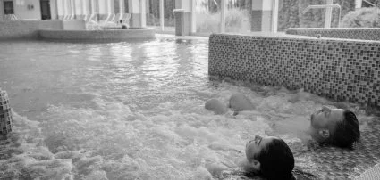 K�t Korona Hotel Balatonsz�rsz� - M�jus 1-i akci�s h�tv�ge