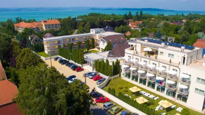 Kt Korona Hotel Balatonszrsz