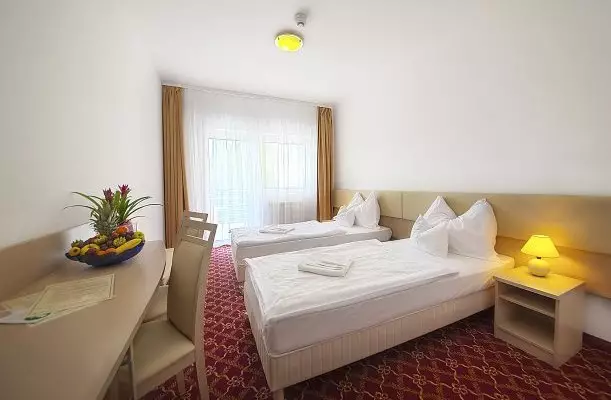 Két Korona Hotel Balatonszárszó Két Korona Hotel Balatonszárszó