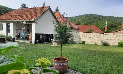 Kiskilenc Vendégház Szarvaskő - Napi árak önellátással