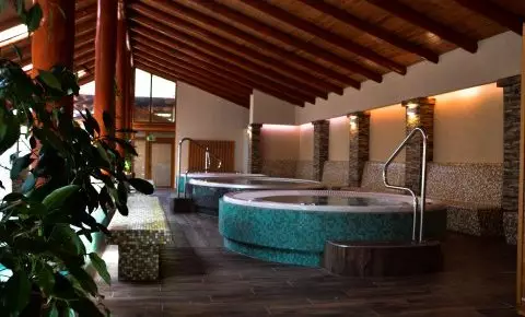 Kőkapu Vadászkastély Nagyhuta - Augusztus 20.