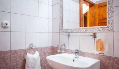 Kőkapu Vadászkastély és Hotel & Apartments Nagyhuta