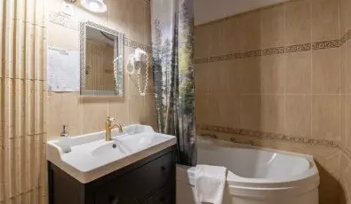 Kőkapu Vadászkastély és Hotel & Apartments Nagyhuta