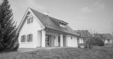 Augusztus 20. (min. 3 �j)