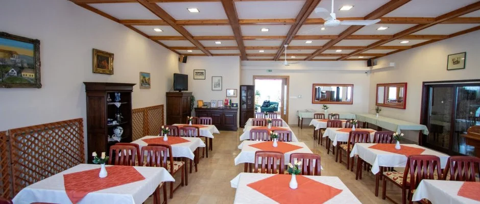 Komfort Hotel Platn Harkny