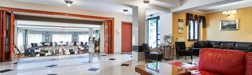 Korona Hotel Hark�ny