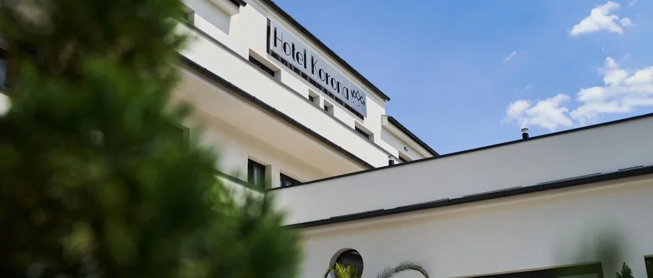 Korona Hotel Harkny