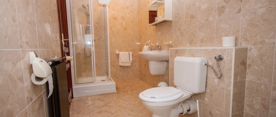 Korona Panzi s tterem Hvz