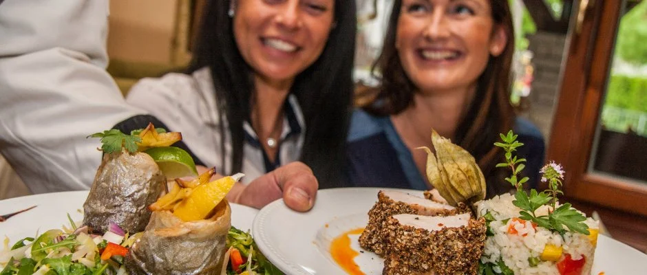 Korona Panzi s tterem Hvz