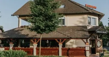 Augusztus 20. (min. 3 �j)