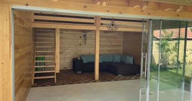 Augusztus 20. (min. 3 �j)