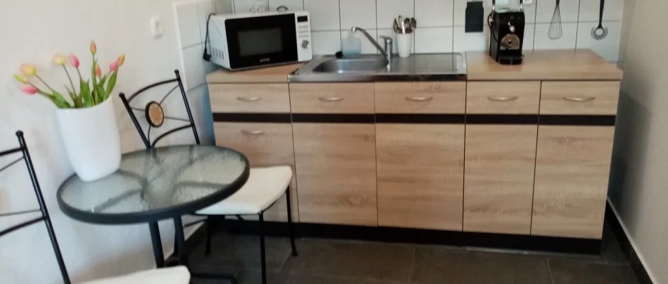 K�szeghegyalja Vend�gh�z Horv�tzsid�ny