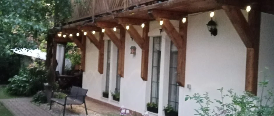 K�szeghegyalja Vend�gh�z Horv�tzsid�ny