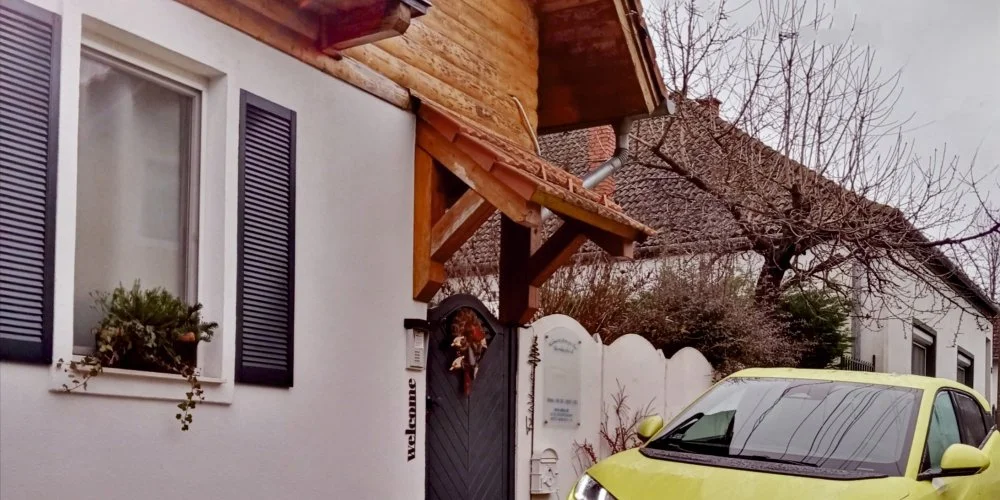 K�szeghegyalja Vend�gh�z Horv�tzsid�ny