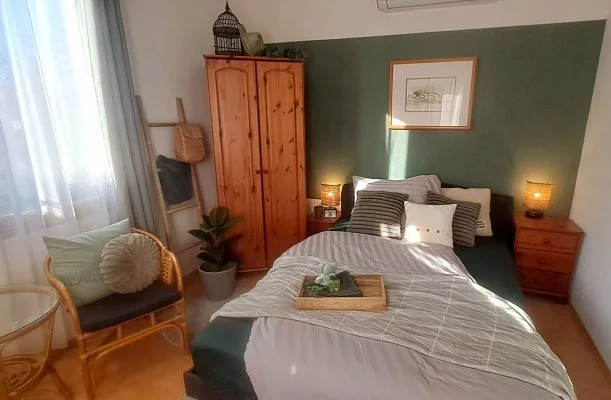 K�szeghegyalja Vend�gh�z Horv�tzsid�ny