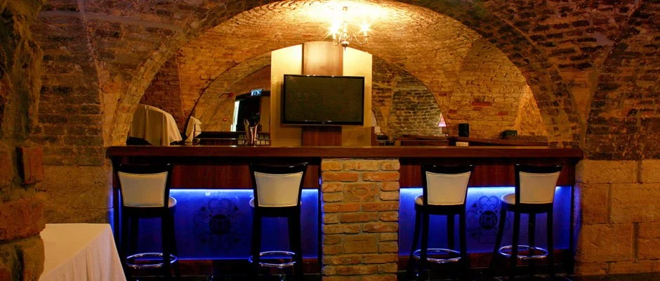 Kristly Imperial Hotel Tata