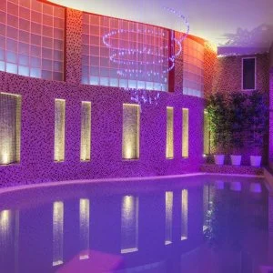  Tata - Kristály DeLuxe - királyi kényeztetés (min. 2 éj)