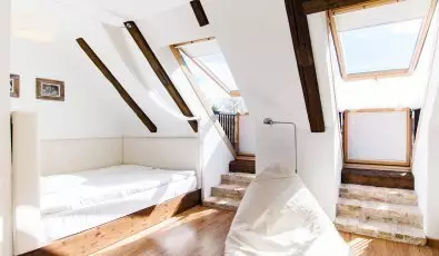 Kristly Imperial Hotel Tata