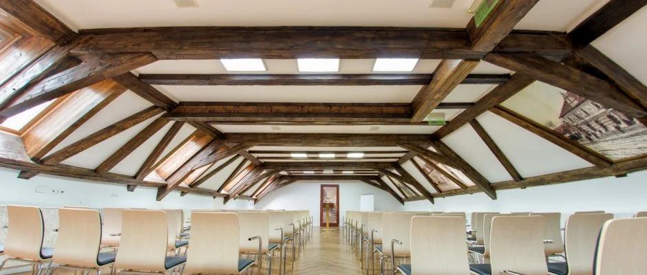 Kristly Imperial Hotel Tata