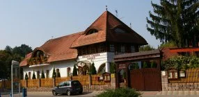 Kulacs Cs�rda & Panzi� - Napi �rak reggelivel