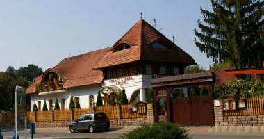 Napi rak reggelivel (1 jtl)