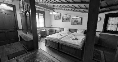 M�jus 1. (min. 2 �j)