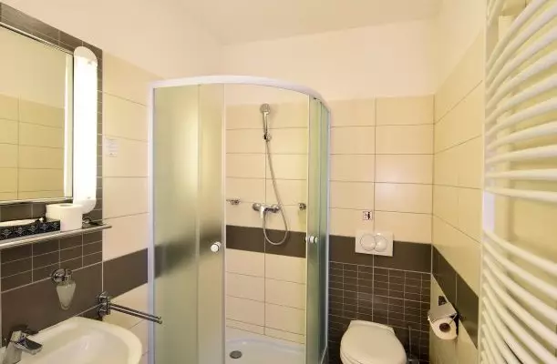 Hotel Kumnia Kisjszlls