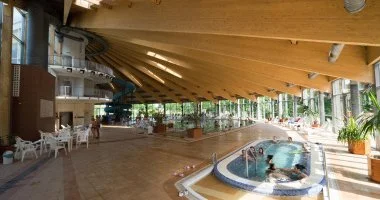 Augusztus 20. (min. 2 �j)