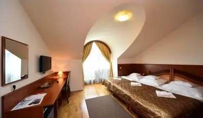 Hotel Kumnia Kisjszlls