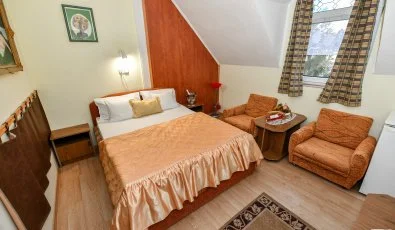 Lag�na Panzi� Sz�nt�d