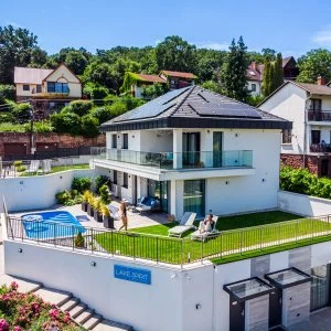 Lake Spirit Boutique Apartments Balatonalmádi - Május 1. - teljes előrefizetéssel (min. 4 éj)