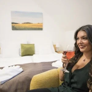 Land-Plan Hotel & Restaurant Töltéstava - Két ünnep között