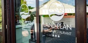 Land-Plan Hotel & Restaurant - Napi �rak reggelis ell�t�ssal